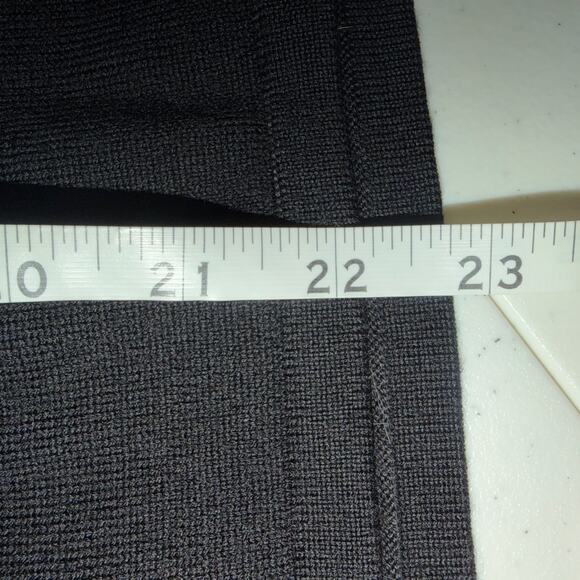 Pendleton Womens Size Medium Black Short Sleeve Tight Knit Merino Wool Sweater - Picture 9 of 9